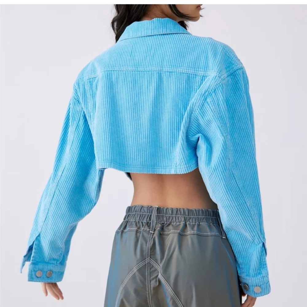 BDG Carissa Corduroy Cropped Jacket NWT Size M Blue - Picture 3 of 5